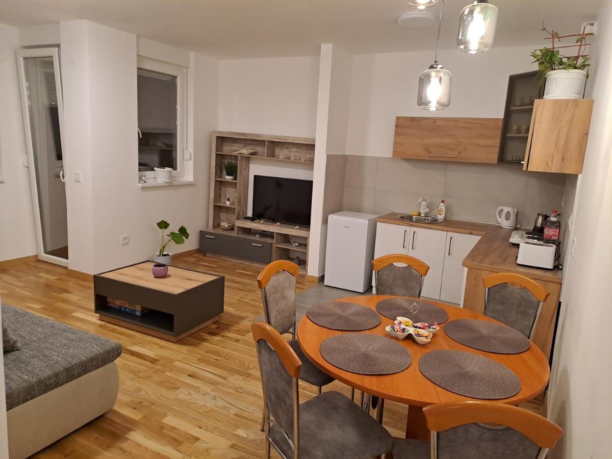 Das Apartman سوبوتيتْسا المظهر الخارجي الصورة